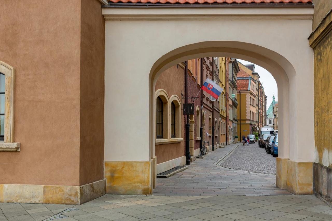 Apartment On The Warsaw Square By Noclegi Renters Buitenkant foto