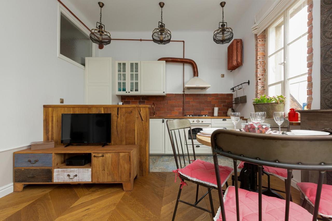 Apartment On The Warsaw Square By Noclegi Renters Buitenkant foto