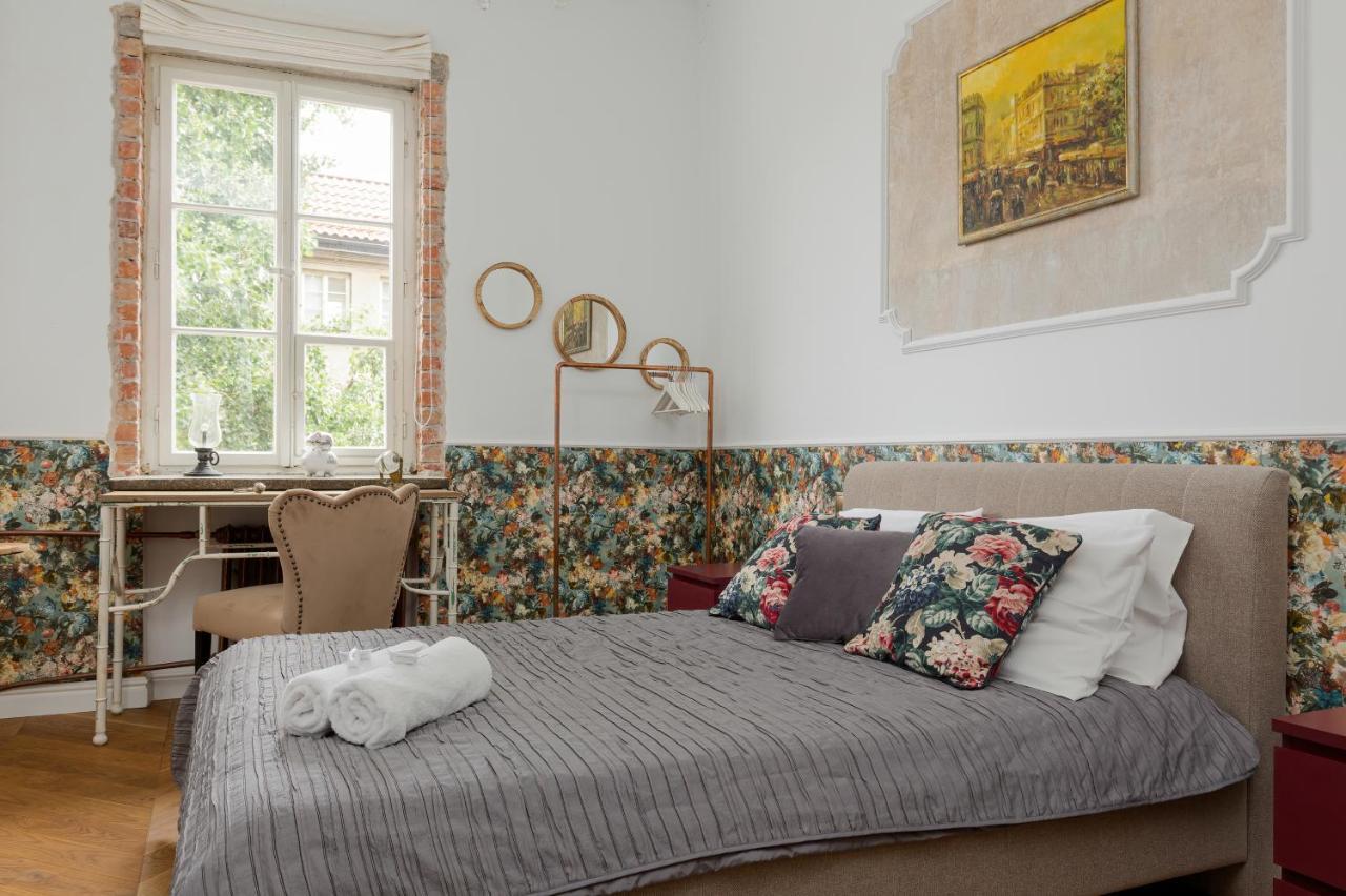 Apartment On The Warsaw Square By Noclegi Renters Buitenkant foto